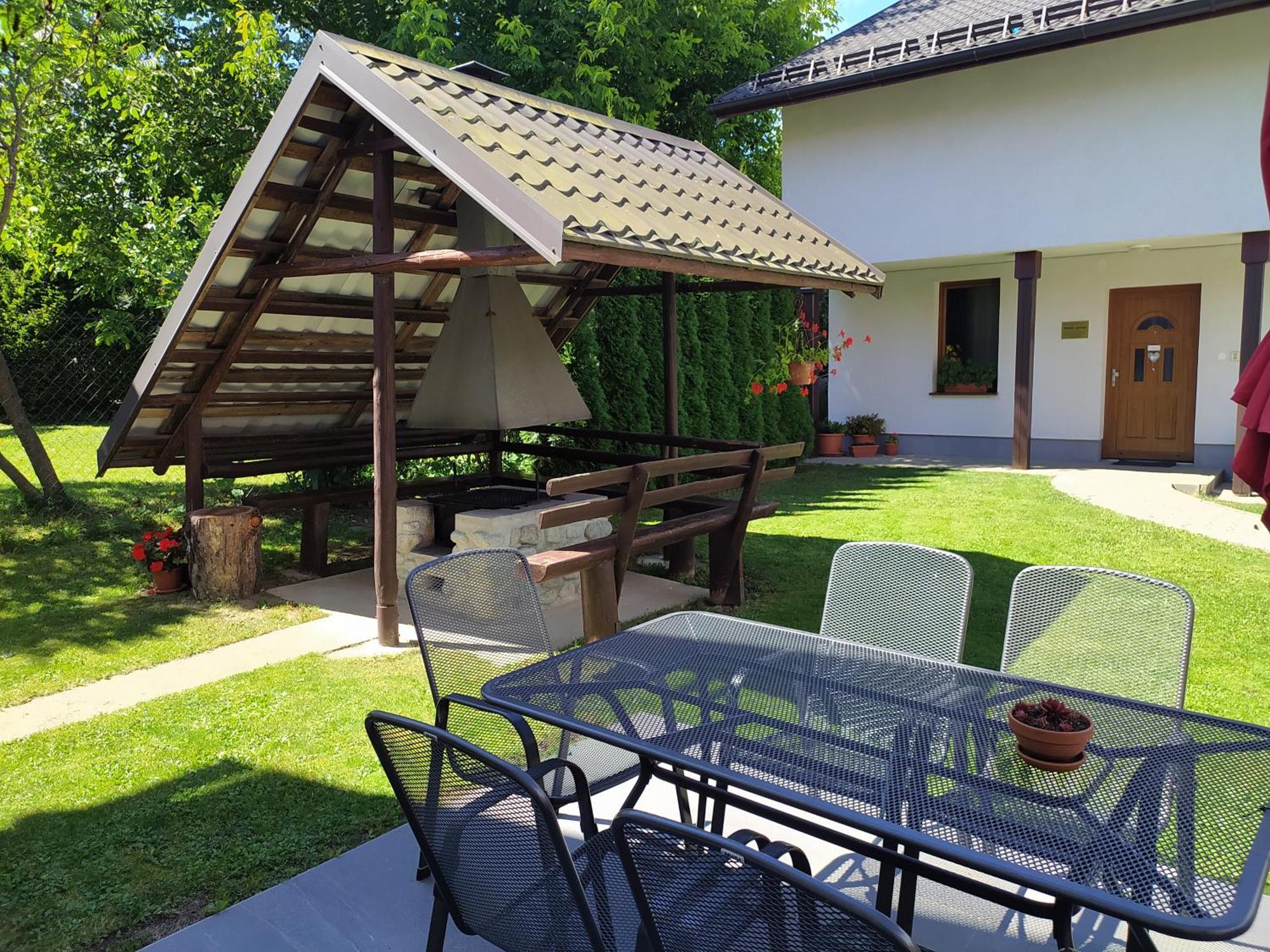 Appartamento Privat Jasmin Mengusovce Esterno foto